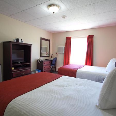 Slemon Park Hotel & Conference Centre Summerside Bagian luar foto